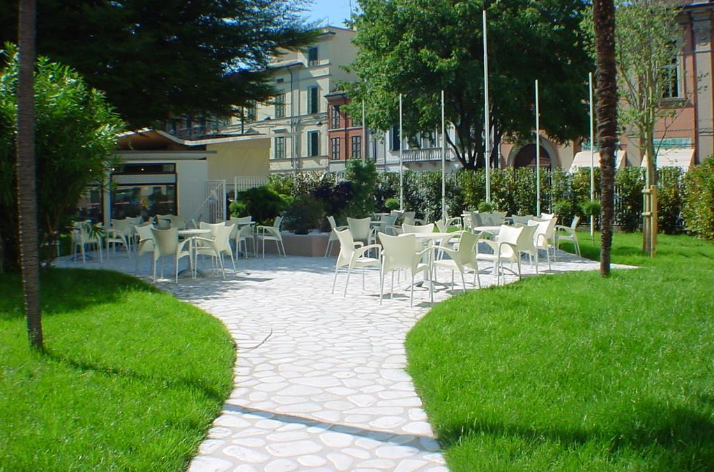 Hotel Della Citta Et De La Ville Форлі Екстер'єр фото
